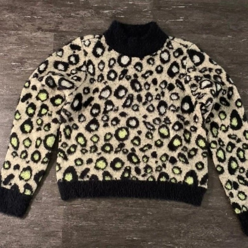 Eyeshadow Leopard Print‎ Sweater M Tan Black Neon Yellow Cozy High Collar NWOT